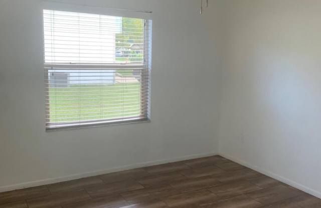 1225 Thomasina Drive Gallery 3