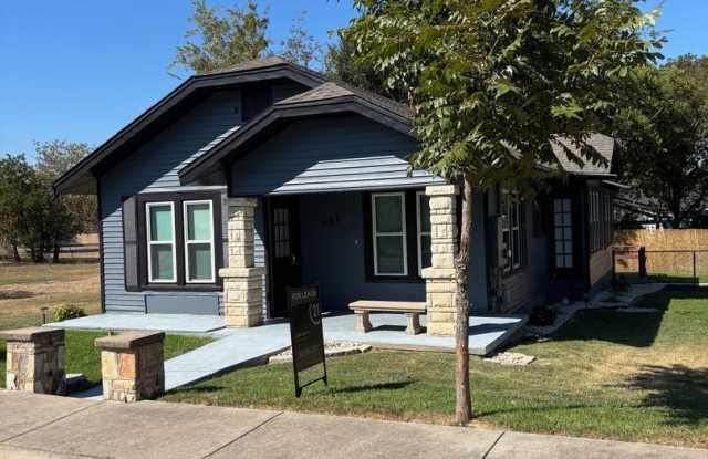 3 Bedroom 1 Bathroom Downtown Georgetown Home photos photos