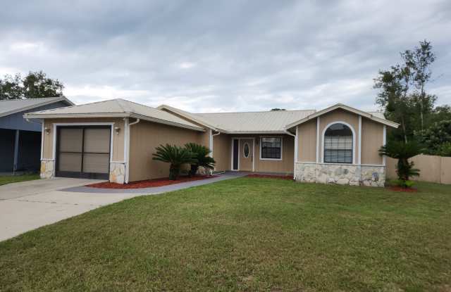 6105 West 2nd Manor Gallery 1