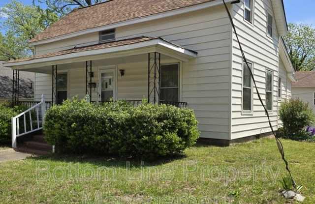 184 Cabarrus Ave E photos photos