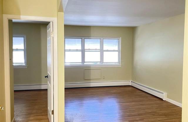 3435 Ely Avenue Gallery 2