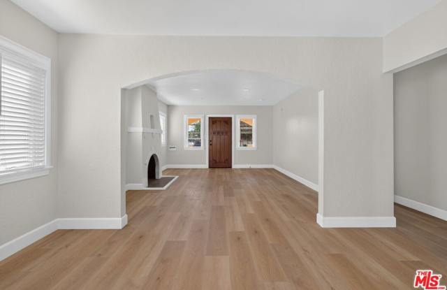 1720 S Genesee Ave Gallery 4