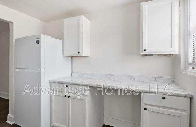 1015 N Scott Avenue #10 Gallery 4
