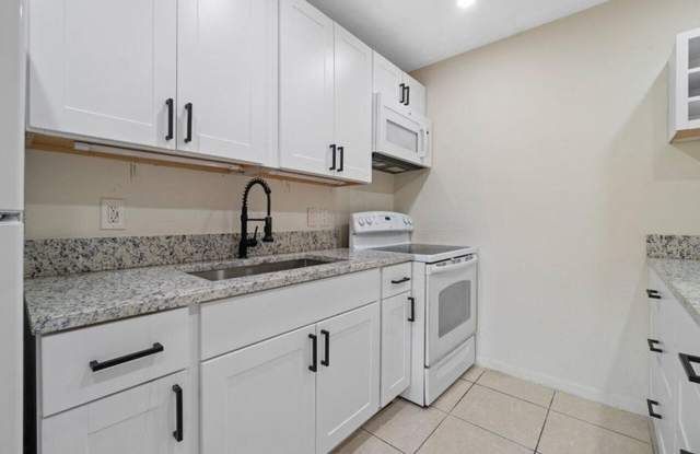 5854 Kumquat Road A, Royal Palm Estates  (Unincorporated) , FL 33413 - 1800 photos photos