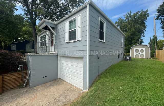 2-Bedroom, 1 Bath Single Family for Rent in Independence,MO | Attached Garage|Outdoor Living Space Gallery 3