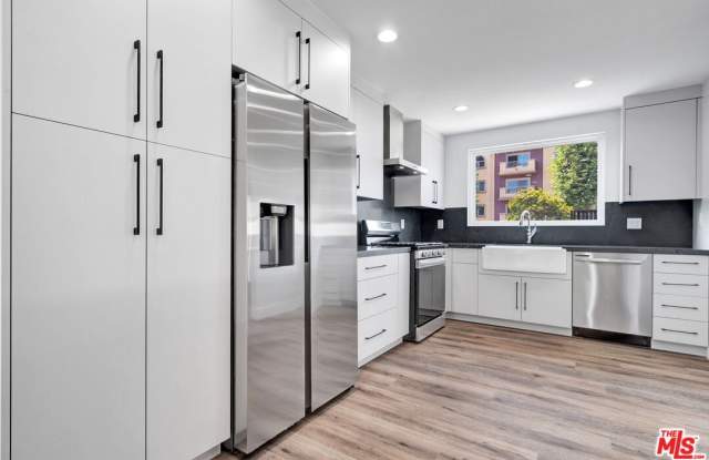 11611 Burbank Blvd unit: 11611 photos photos