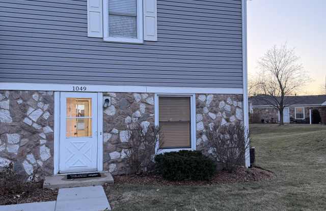 1049 Newport Harbor photos photos