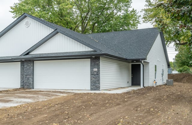 503 West Broadway Street - 1 photos photos