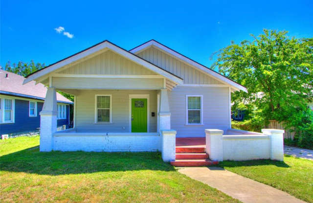 Charming Updated Bungalow in the Heart of Shawnee! - 1017 North Broadway Avenue, Shawnee, OK 74801