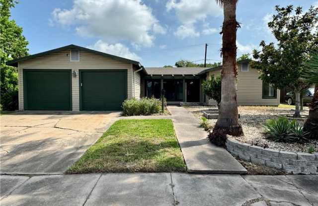 5710 Hinman Drive photos photos