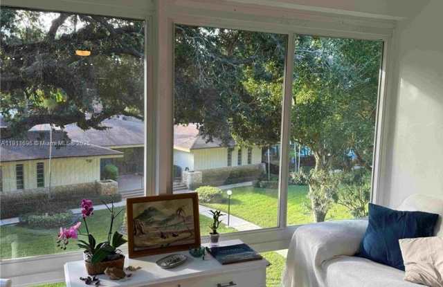 5141 W Oakland Park Blvd - 5141 West Oakland Park Boulevard, Lauderdale Lakes, FL 33313