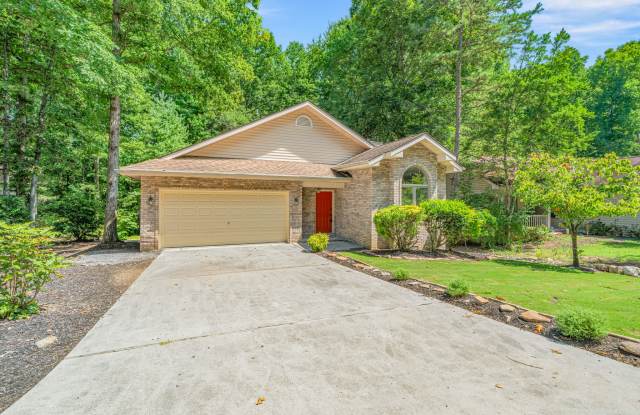 310 Paoli Trce Gallery 2