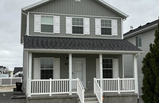 1796 E American Way #10 - 1796 American Way, Eagle Mountain, UT 84005 1796 E American Way #10 - 1796 American Way, Eagle Mountain, UT 84005