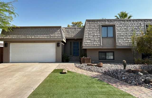 5 Bedroom Split-Floor Plan Scottsdale Home With Pool and Hot Tub! photos photos
