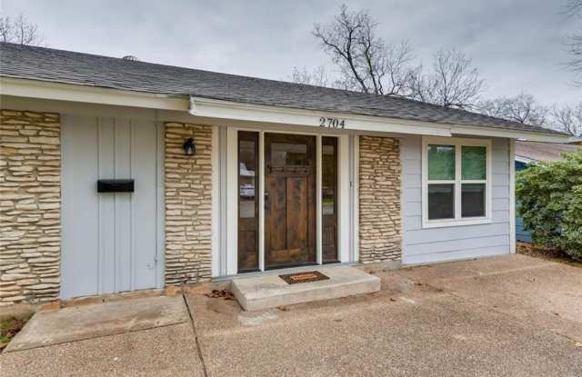 2704 Friar Tuck LN Gallery 2