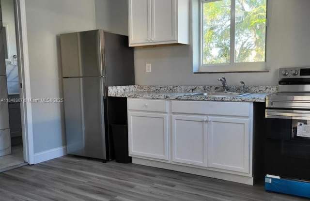 123 NW 59th St photos photos