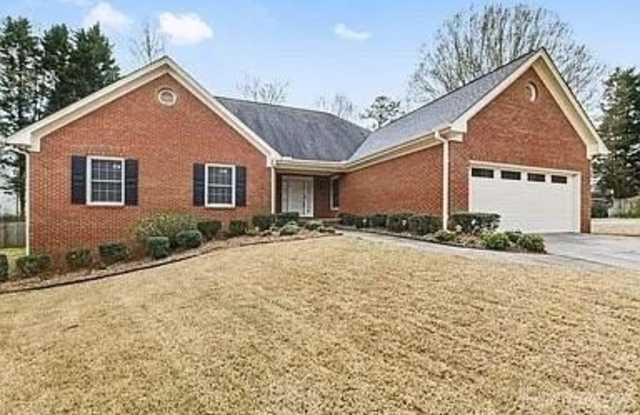 374 Bayshore Court NW Gallery 2