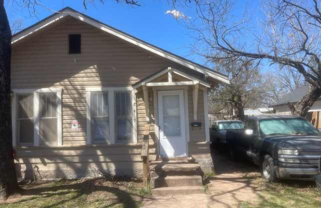 840 Poplar photos photos