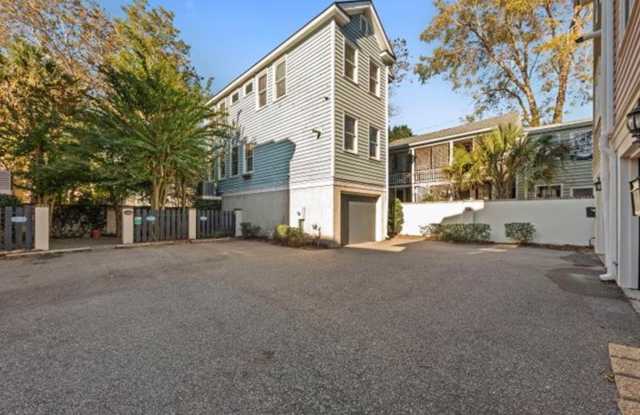 2 Bedroom, 2.5 Bath Condo in Harleston Village of Downtown Charleston! photos photos