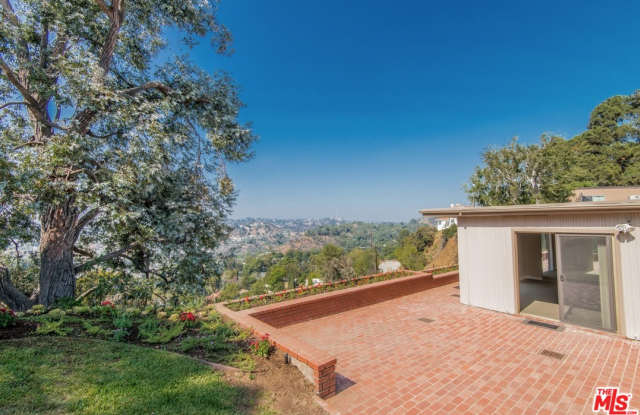 7356 Pyramid Pl Gallery 4