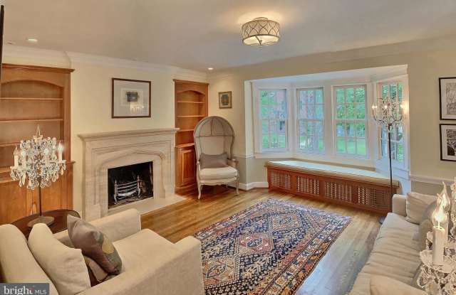 1536 44TH STREET NW Gallery 4