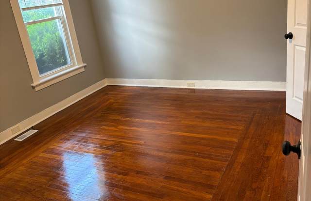 525 Winthrop Avenue - 1 Gallery 3