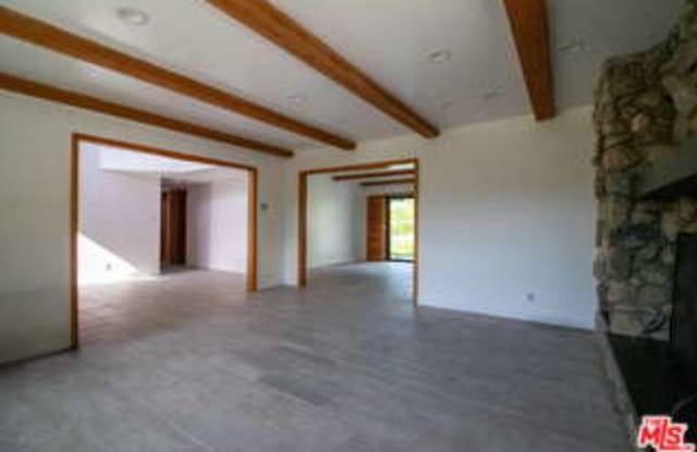 11619 Lerdo Avenue photos photos