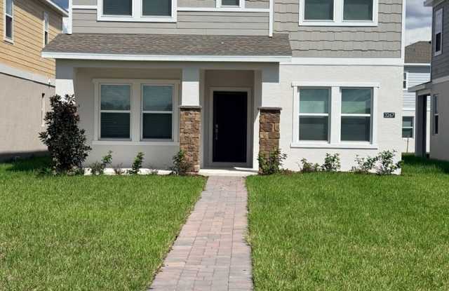 3267 Zuni, St Cloud, FL 4 bed 3 bath 2 car garage Gallery 1