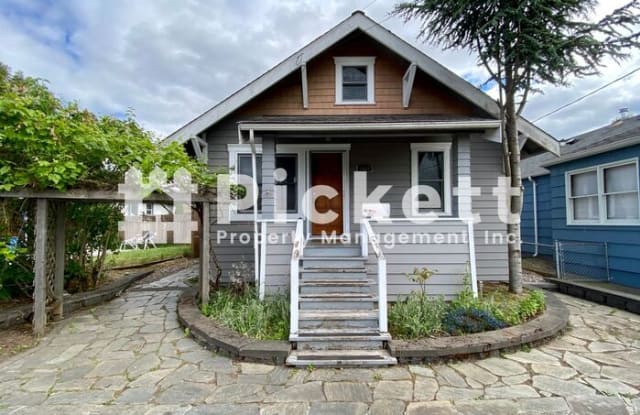 1009 13th Street - 1009 13th Street, Bremerton, WA 98337