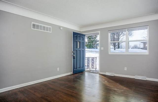 107 South Oak Ridge Terrace Gallery 4
