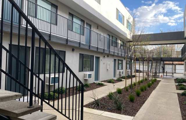 ** $1500 Off First Month's Rent!** Renovated 2 Bedroom 1 Bath, Two-Level Apartment-Great Midtown location! photos photos
