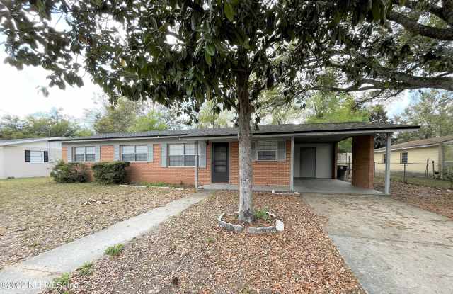 5018 MCMANUS DR - 5018 Mc Manus Drive, Jacksonville, FL 32210