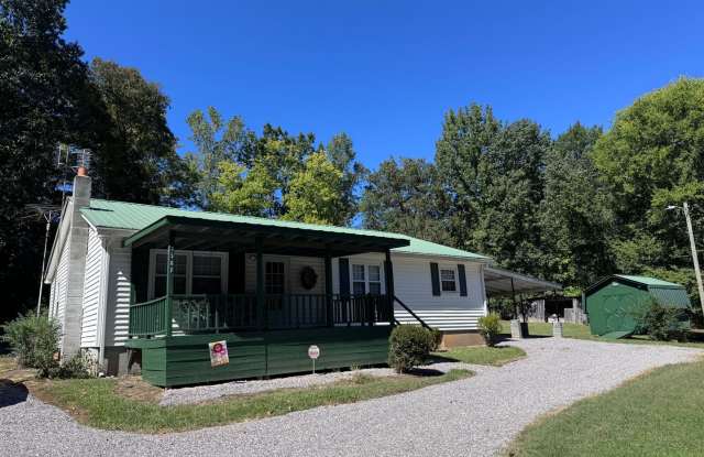 3 BED, 1.5 BATH HOME OUT IN THE BEAUTIFUL COUNTRY SIDE! Gallery 3