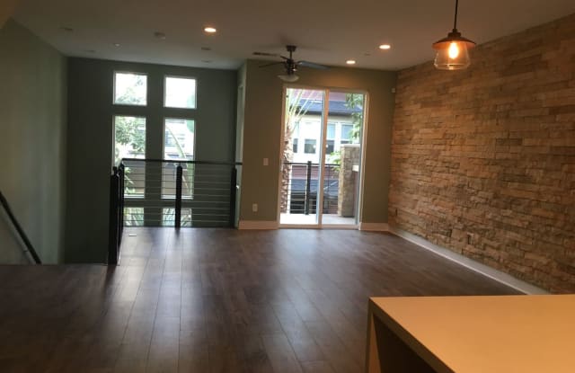 7772 Stylus - 7772 Stylus Dr, San Diego, CA 92108