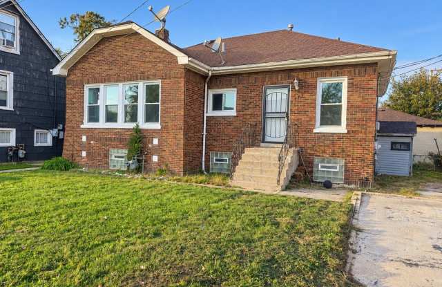 657 Freeland Avenue Gallery 2