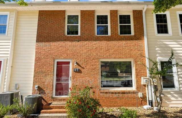 147 Holcomb Ferry Road Gallery 1