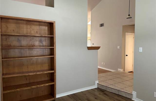 3401 Meadowview Drive Gallery 4