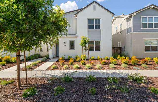 2372 Garden Farms Ave photos photos