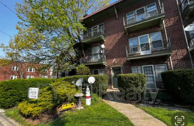 16814 Madison Ave - 16814 Madison Avenue, Lakewood, OH 44107