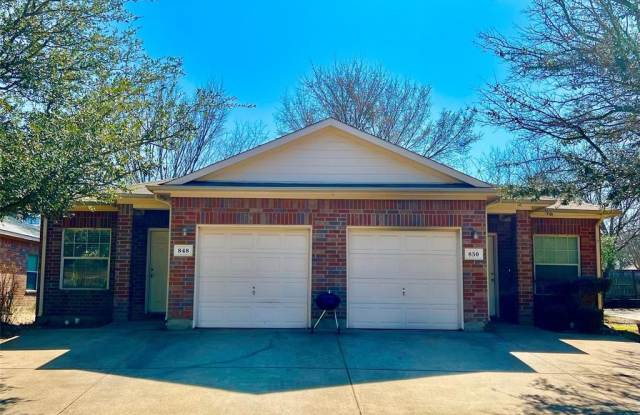 848 Mirabell Court - 848 Mirabell Court, Arlington, TX 76015