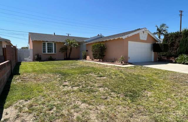 3 Bedroom 2 Bath Well Kept Traditional Home in Covina. photos photos