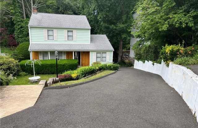 13 Hollow Tree Ridge Road photos photos