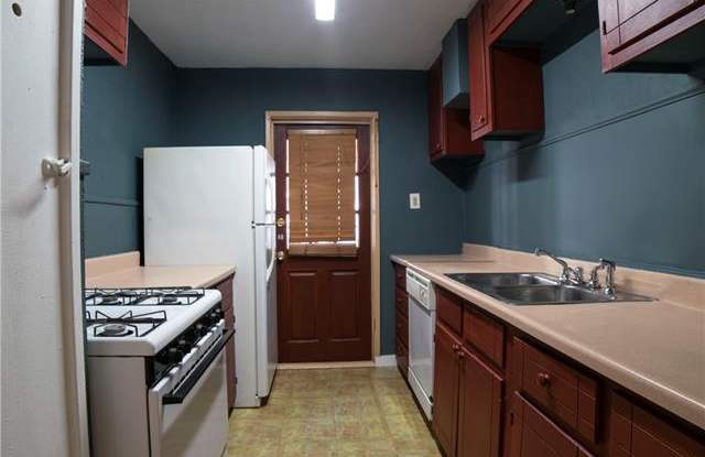 7506 Linwood Gallery 2