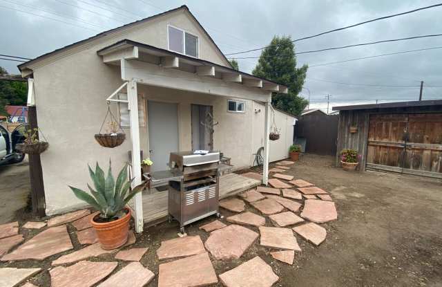 421 E. Mill #A-Studio photos photos