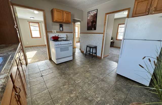 2 bed, 1 bath home for rent in Waterloo photos photos