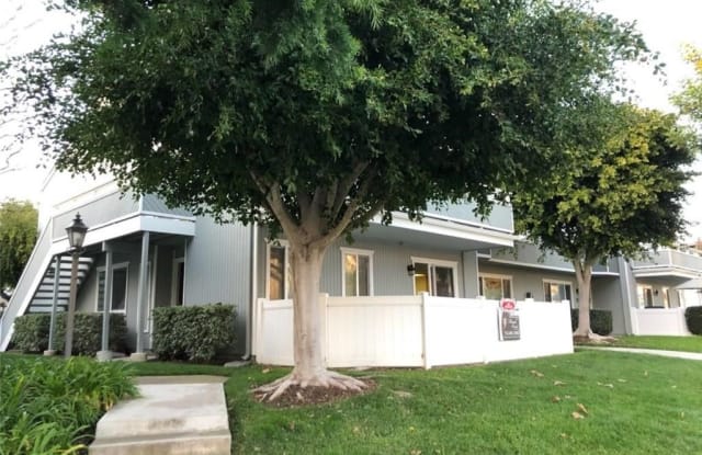 34 Seascape Drive - 34 Seascape Drive, Newport Beach, CA 92663