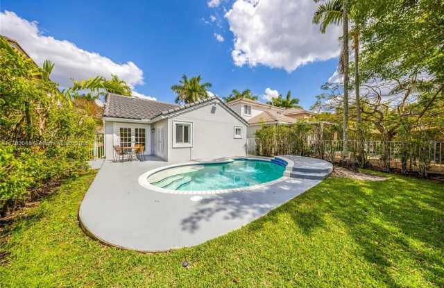 929 Phoenix Way - 929 Phoenix Way, Weston, FL 33327 929 Phoenix Way - 929 Phoenix Way, Weston, FL 33327