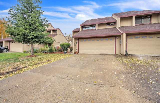 2567 Higgins Rd photos photos