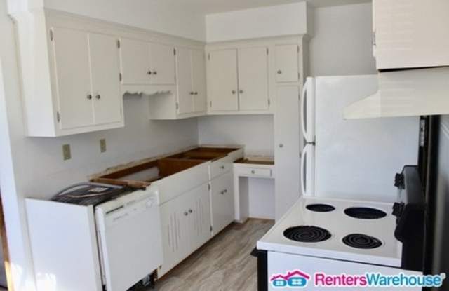 7205 Lyndale Avenue S Gallery 3