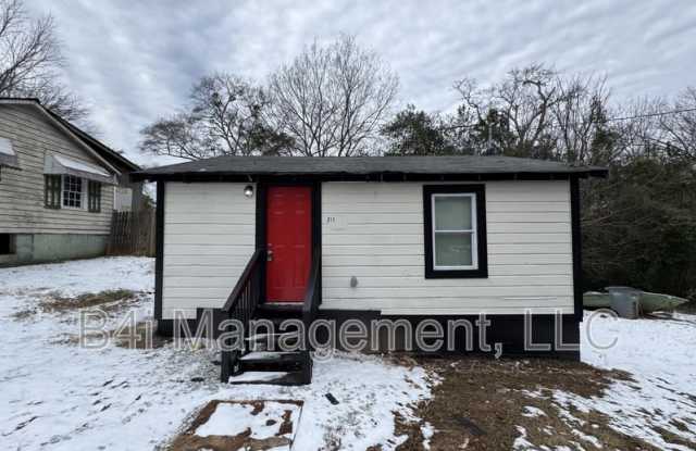 211 Banks Street - 211 Banks Street, LaGrange, GA 30240